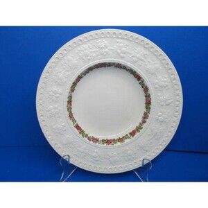 Wedgwood Wellesley Balmoral  Pattern 8 1/2" Rimmed Soup Bowl